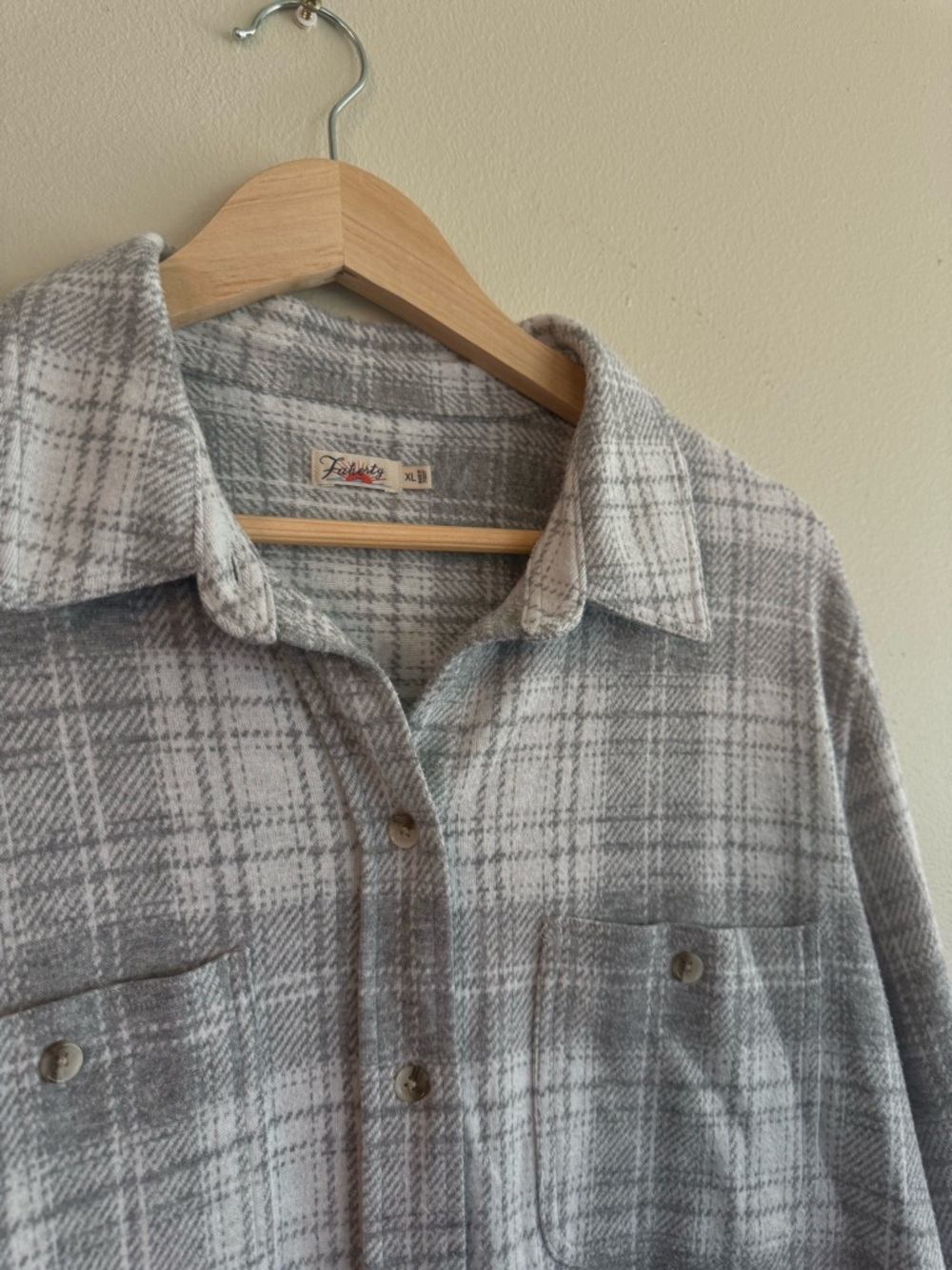 Faherty Legend Sweater Shirt Plaid XL Cozy Shacket Soft Knit Button Down - Picture 4 of 9